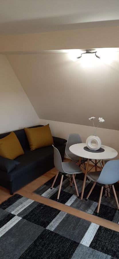 Napko Apartman Шопрон Екстериор снимка